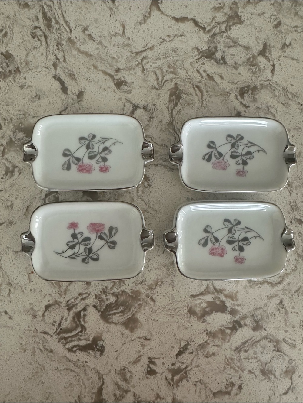 Noritake individual ashtrays (Set of 4)